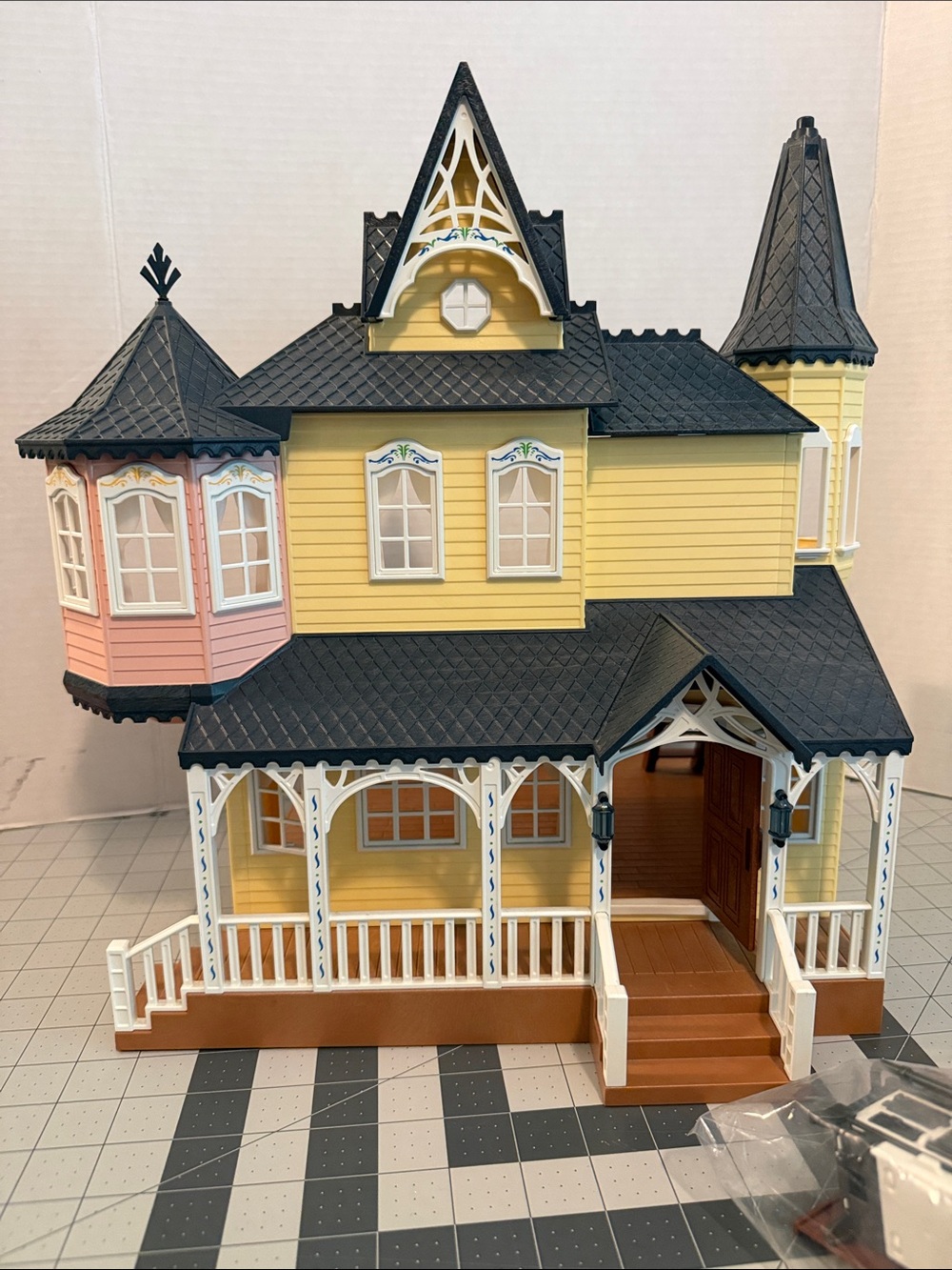 PLAYMOBIL Spirit Riding Free Lucky's House - Picture 2 of 6